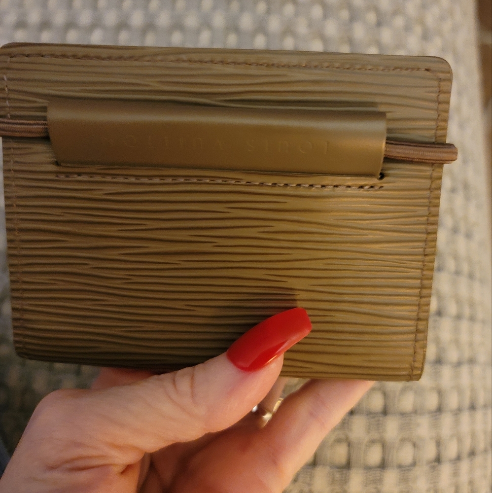 Louis Vuitton Pepper Epi Leather Porte Monnaie Elastique Wallet/Pristine/UNISEX